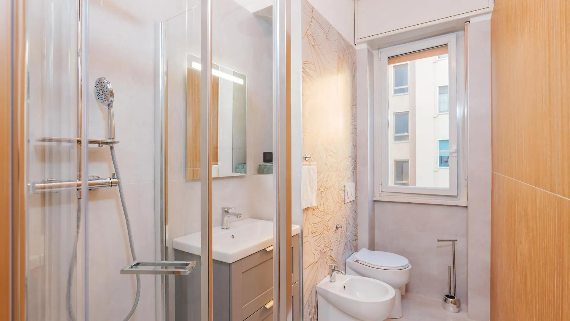 Lotto-Sansiro, Comfort Business Suite & Wi-Fi Mediolan Apartament